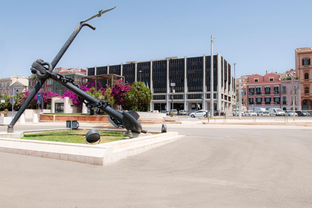 Right House Sur Le Port - Harbour View Apartment Cagliari Exterior photo